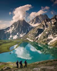 Alpine Lakes Trek 